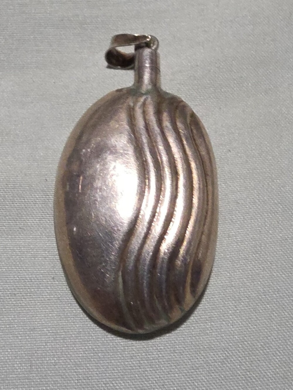 Vintage Sterling Silver Oval Wave Locket Pendant - Secret Perfume Bottle